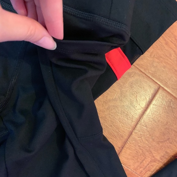 NWT VSPINK 7/8 ULTIMATE LEGGINGS SOLD - Picture 4 of 8